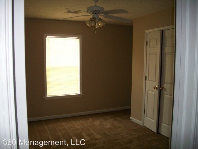 Foto del edificio - 720 Yeager Ln