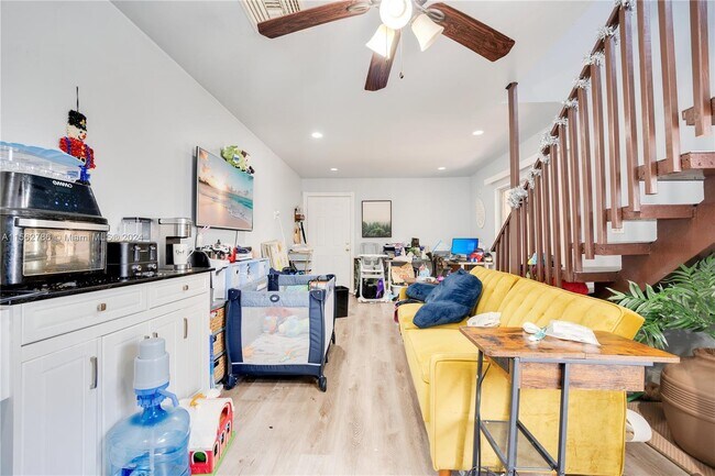 Foto del edificio - 3901 SW 109th Ave
