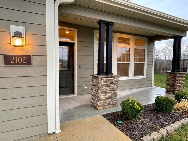 Foto del edificio - 2102 Nottoway Dr