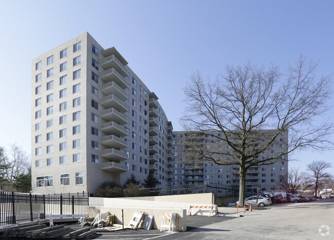 Building Photo - 191 Presidential Blvd