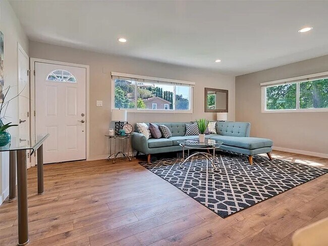 Building Photo - 5902 Baja Dr