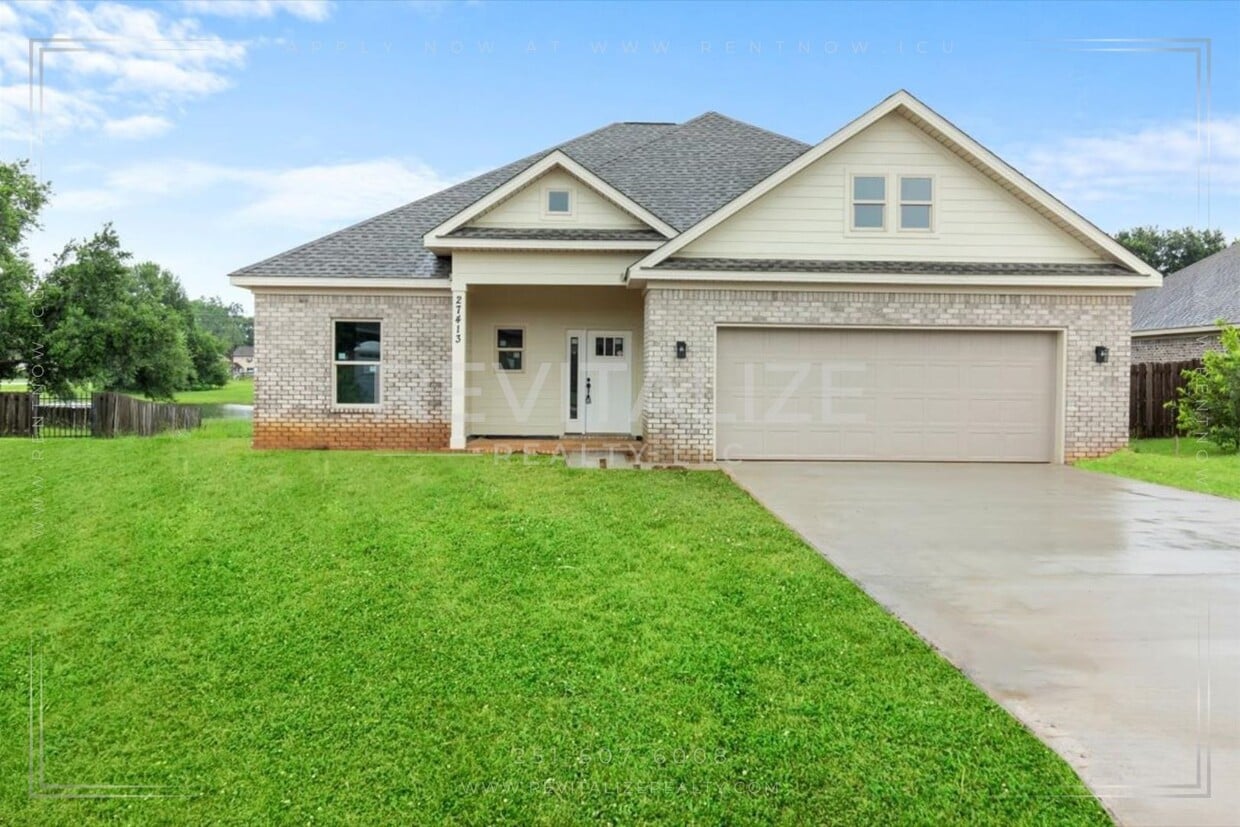 Primary Photo - Luxury New Construction in Loxley with Lak...