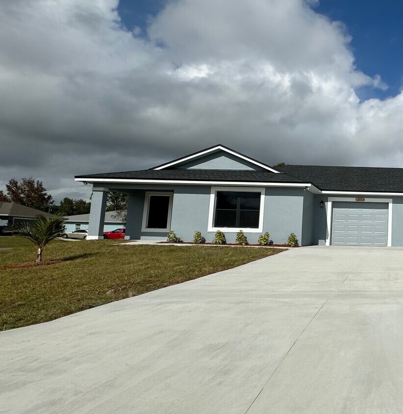 1605 Javier St SE, Palm Bay, FL 32909 Townhome Rentals in Palm Bay FL