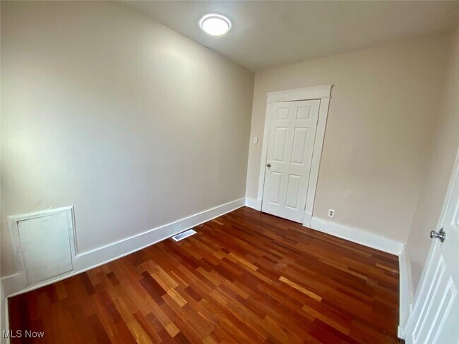 Foto del edificio - 39 Brown St