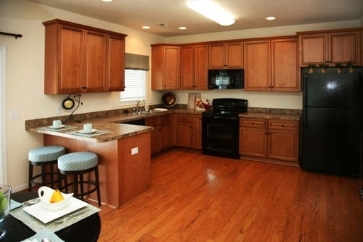 Building Photo - Townhouse for Rent in Mount Crawford