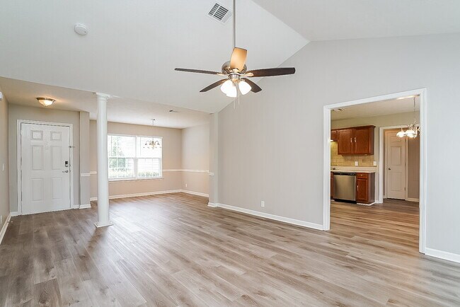 Building Photo - 1205 Hartfield Ct
