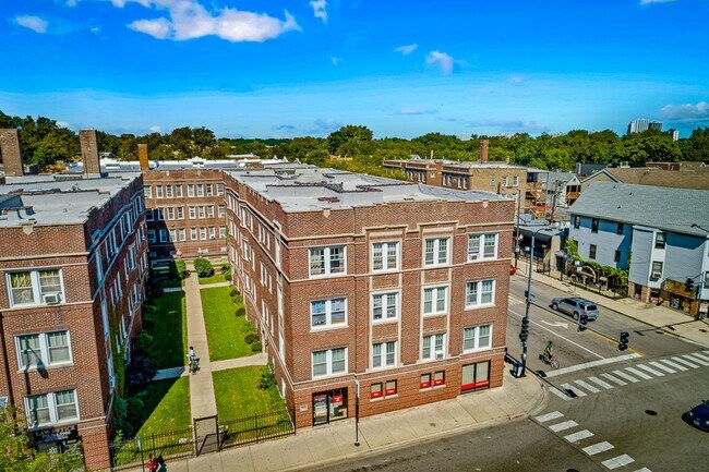Foto del edificio - 2010 W Foster Ave