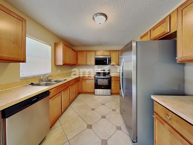 Foto del edificio - 1888 Vale Dr