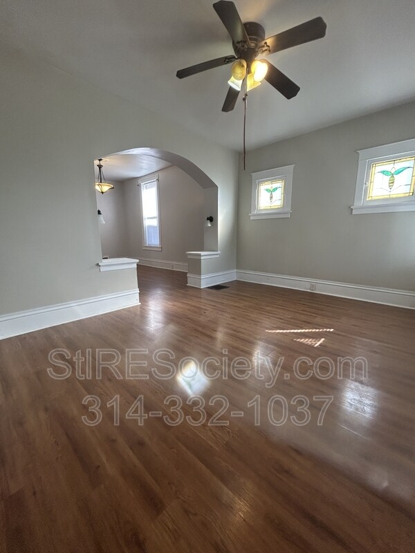 Foto del edificio - 227 Dover St