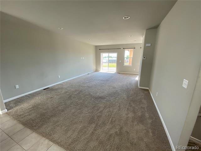 Foto del edificio - 11250 Florence St