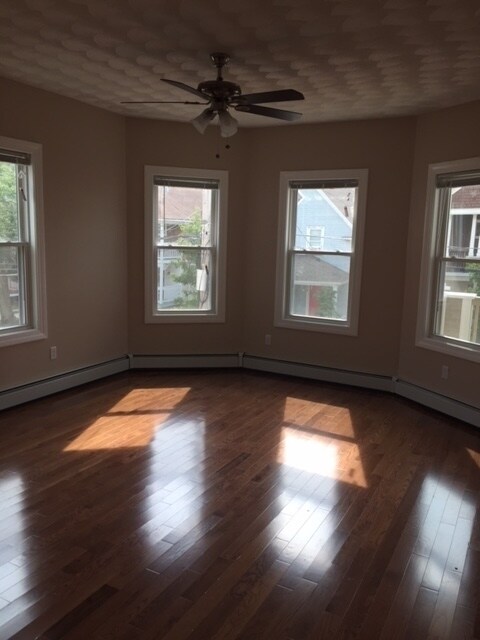 Foto del interior - 83 Pembroke Ave
