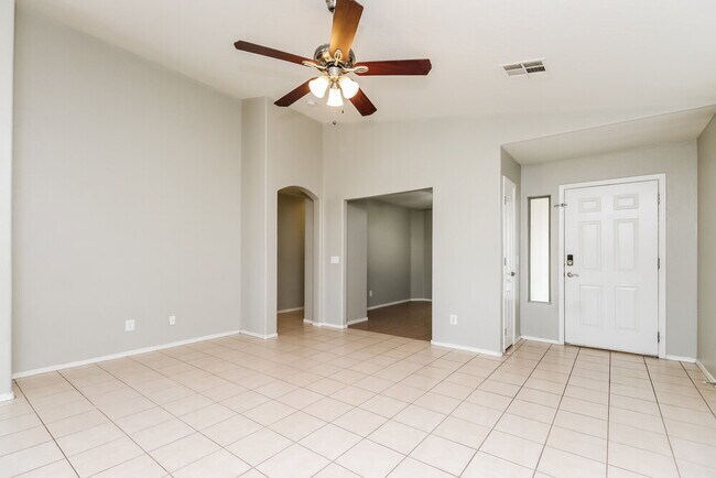 Building Photo - 22272 E Via del Rancho