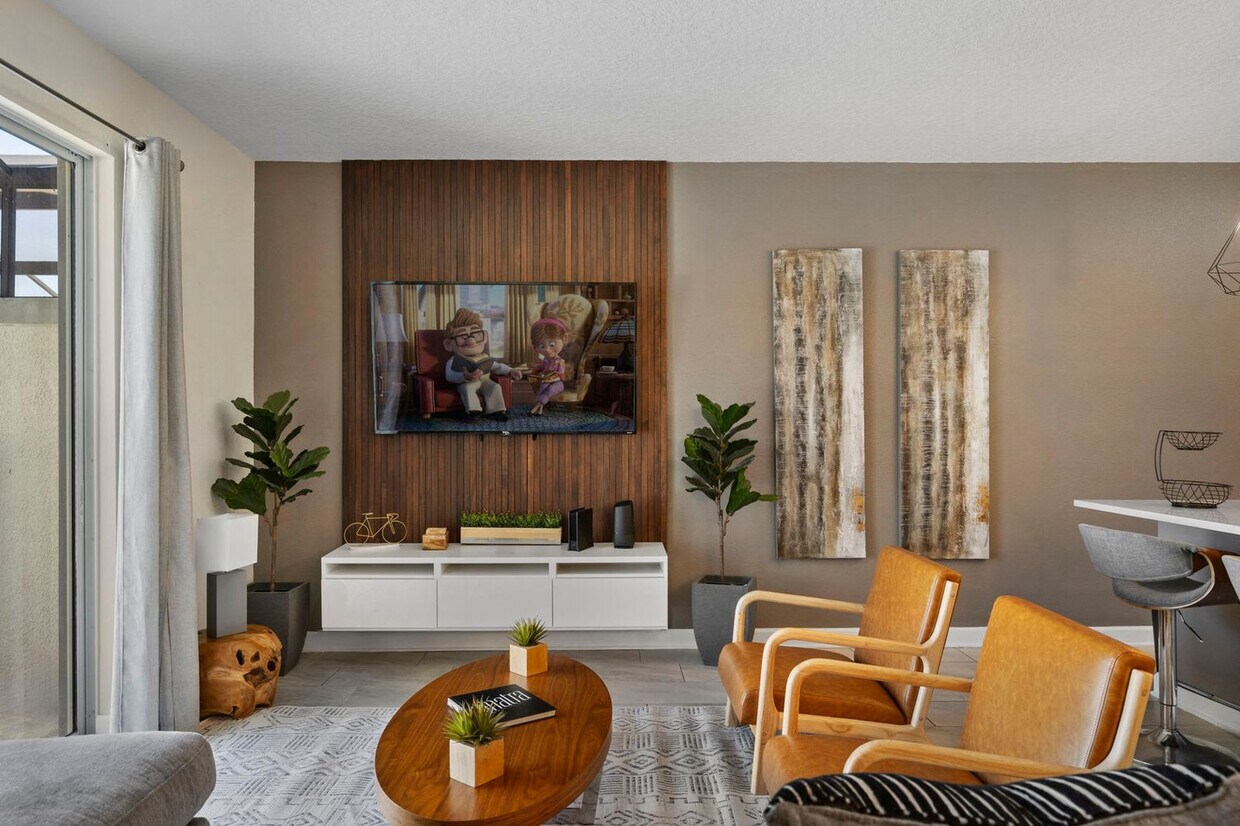 Foto principal - 8941 Stinger Dr