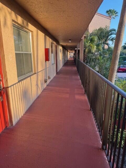 Foto del edificio - 480 NW 76th Ave