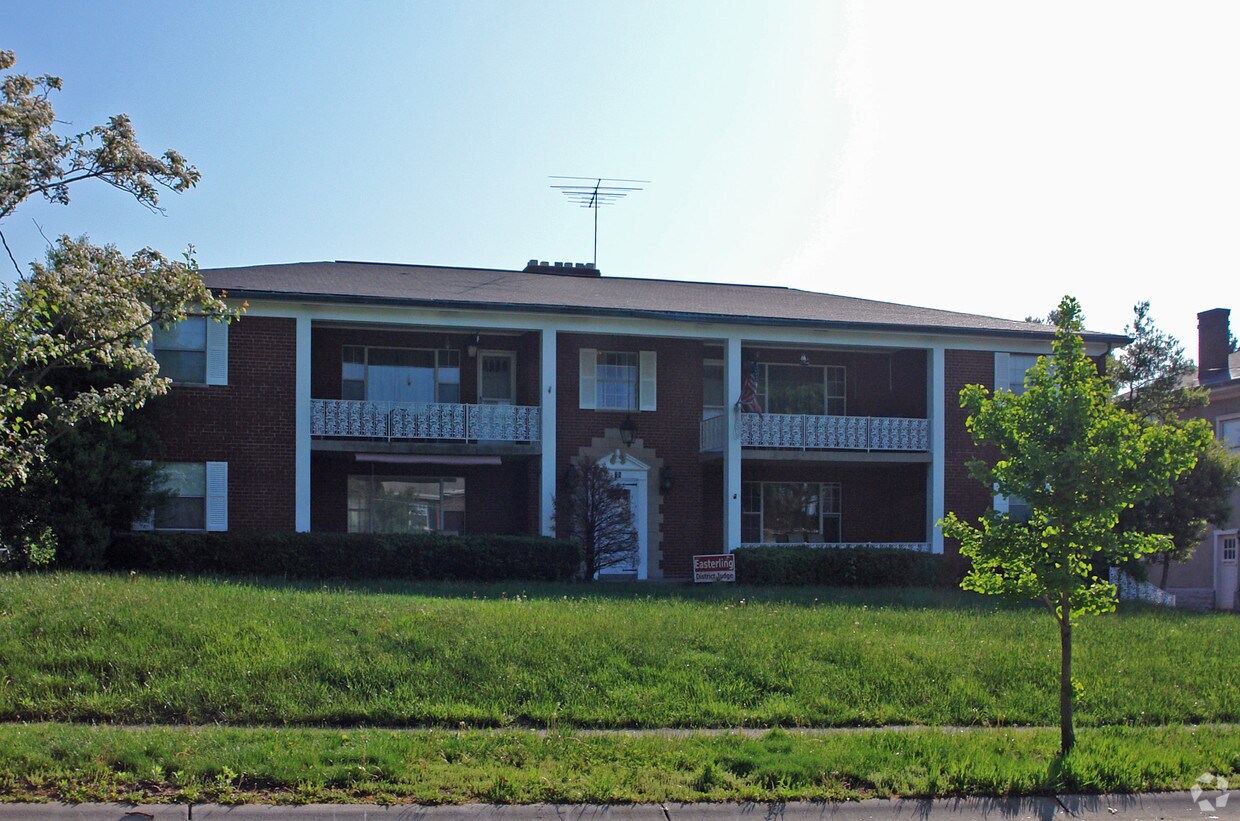 Building Photo - 28 Virginia Ave