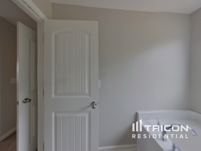 Foto del edificio - 1058 Brayden Dr