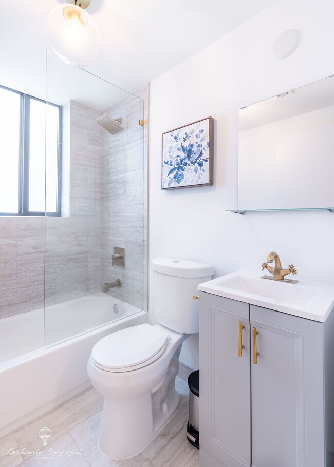 Foto del edificio - 2166 SW 14th Terrace