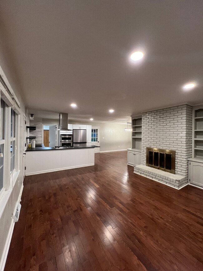 Foto del edificio - 112 Great Glen Rd