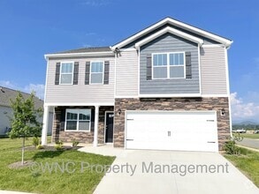 Building Photo - 12 Burdock Rd