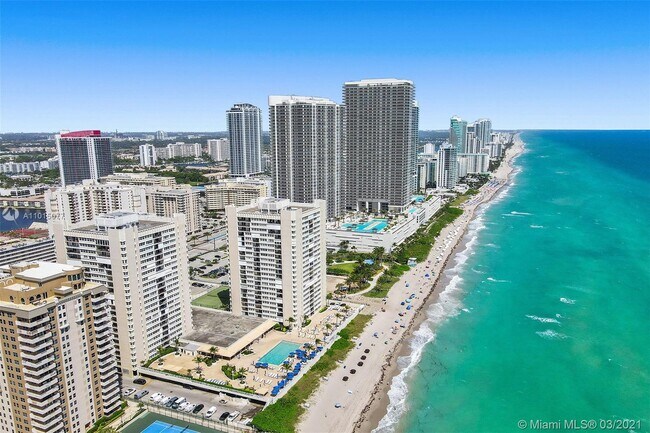 Foto del edificio - 1904 S Ocean Dr