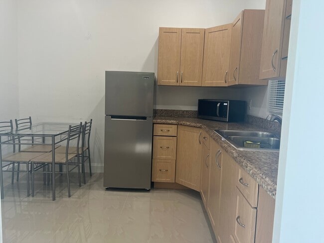 Foto del edificio - 1412 SW 82nd Ct