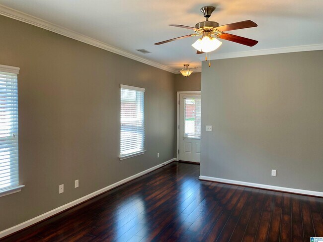 Foto del edificio - 27152715 Oxmoor Glen Dr