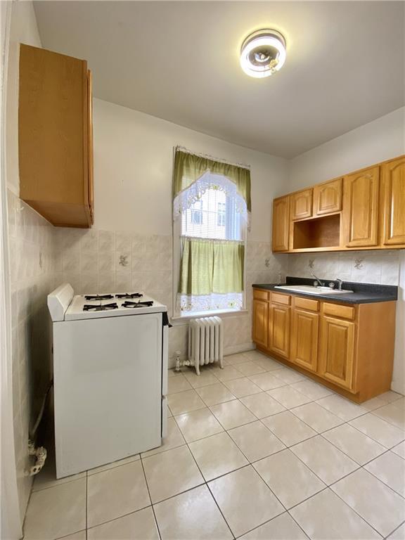 Building Photo - 632 72nd St