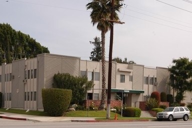 Foto del edificio - 13855 Burbank Blvd
