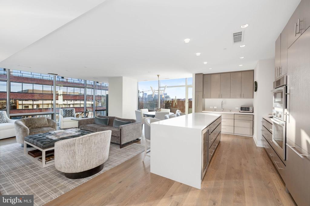 Foto principal - 2501 M St NW