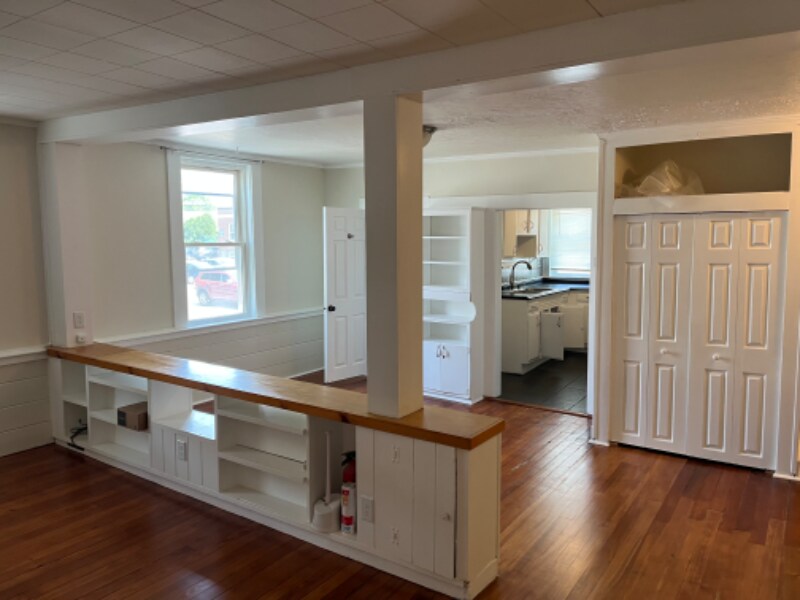 73 Bank St Unit 2, Abington, MA 02351 Room for Rent in Abington, MA
