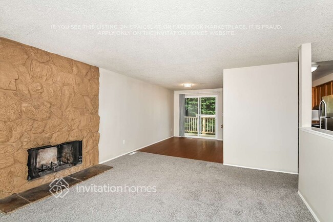 Building Photo - 5069 37th St NE