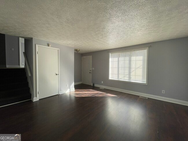 Building Photo - 1001 Traymore Dr