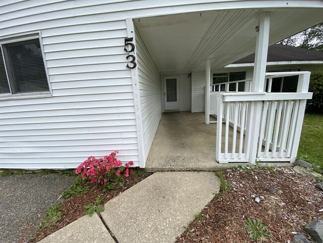 Building Photo - 53 Eastmont Ln