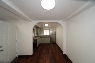 Building Photo - 98-164A Hekaha St