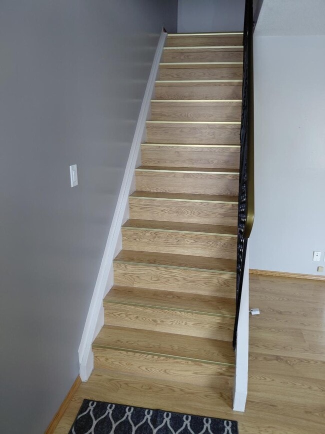 Building Photo - 3 bedroom in Regina SK S4R 4Y6