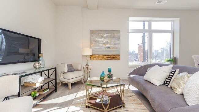 Foto del edificio - 4906 N Clark St, Chicago, IL, 60640 #218