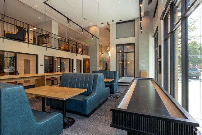 Resident Lounge - Kenyon