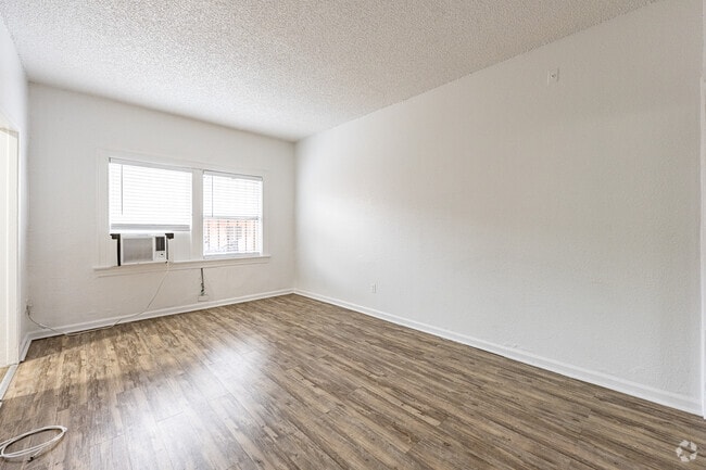 Interior Photo - Wilton Way Apartments