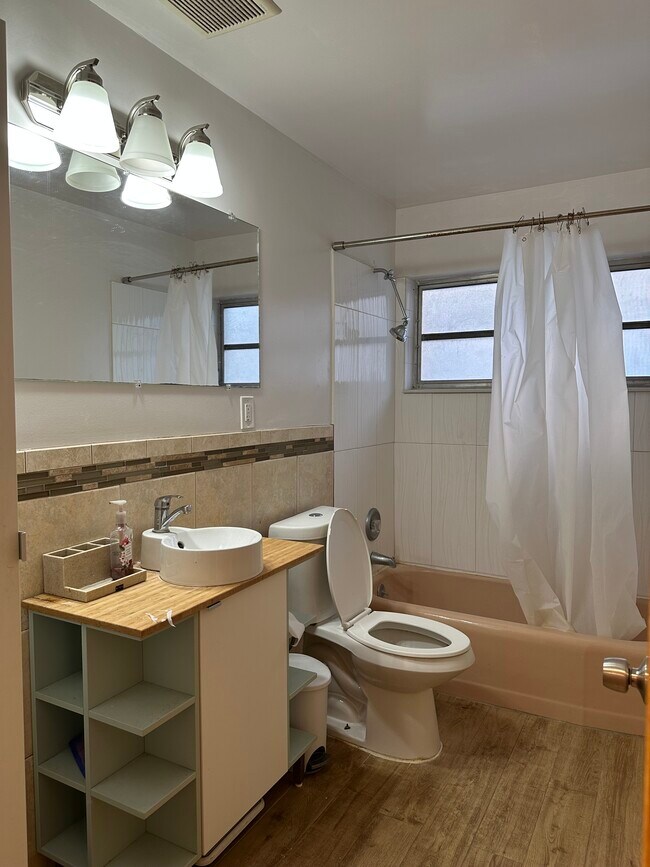 5152 49th Ave N, Saint Petersburg, FL 33709 House Rental in Saint