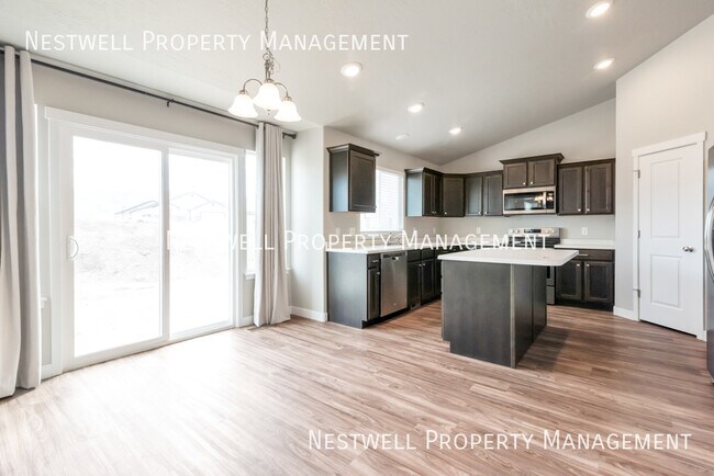 Foto del edificio - 2368 Isgreen Cir