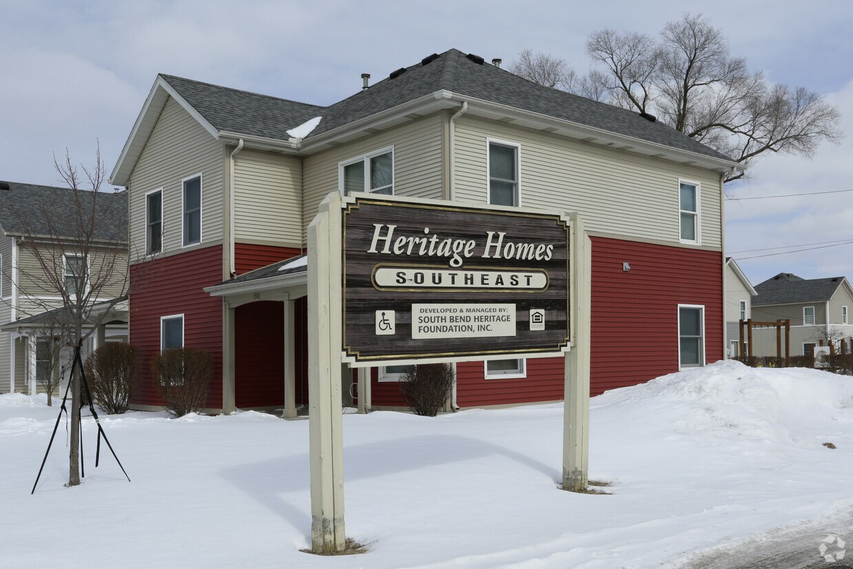 Foto del edificio - New Heritage Homes