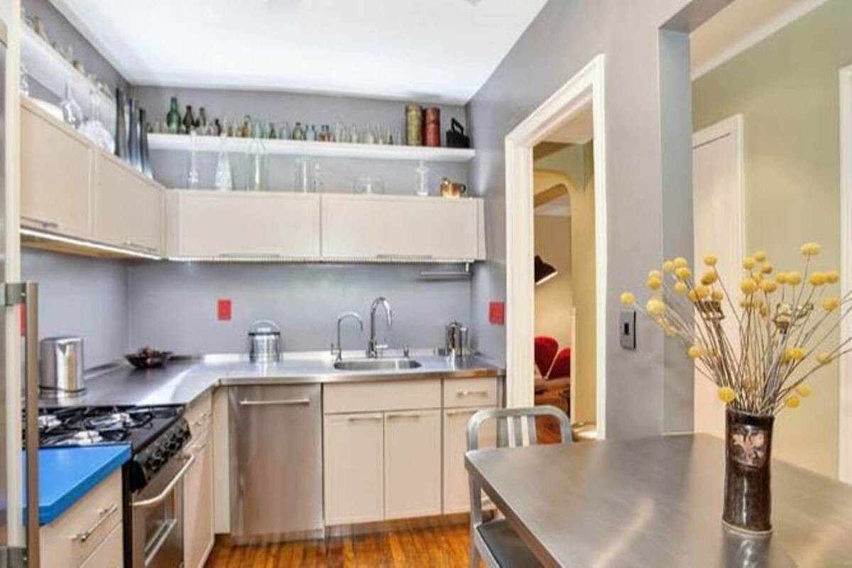 Foto principal - 166 W 22nd St