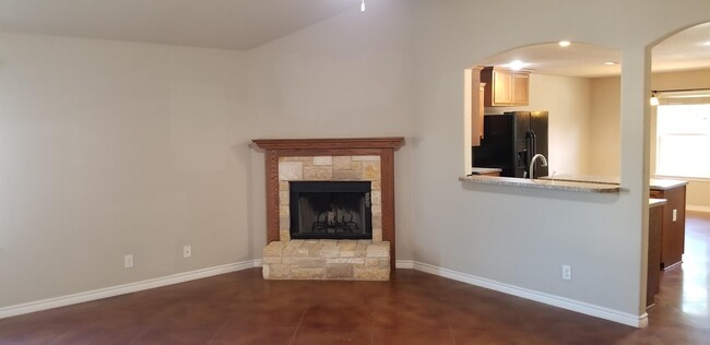 Building Photo - 2601 Montague County Dr