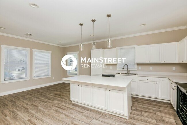Building Photo - 2655 Belzise Terrace
