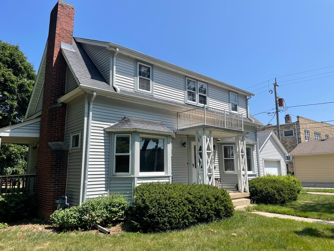 Primary Photo - 3958 E Plankinton Ave