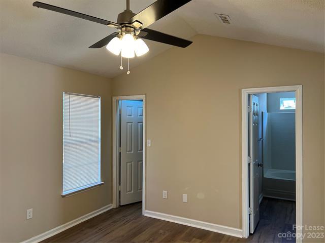 Foto del edificio - 6509 Lynmont Dr