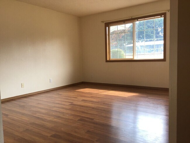 Foto del edificio - Silverton Duplex #13146