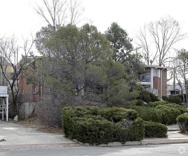 Building Photo - 1511 Yuma St
