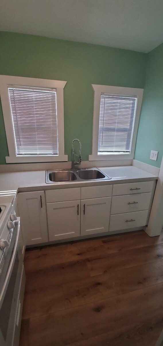 Kitchen Sink - 1823 Maine Ave