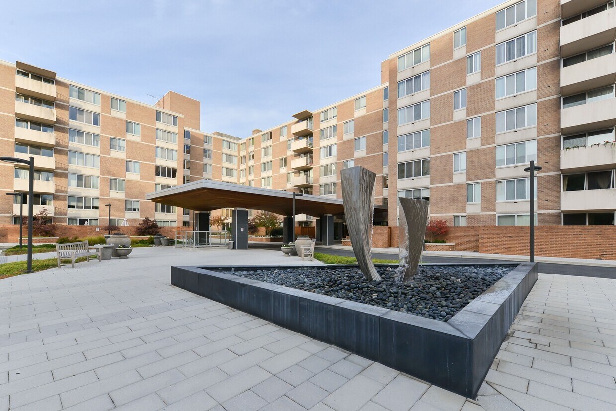 2939 Van Ness St NW Unit 730, Washington, DC 20008 Condo for Rent in